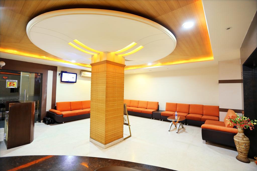 Hotel Sitara Grand Haydarabad Dış mekan fotoğraf